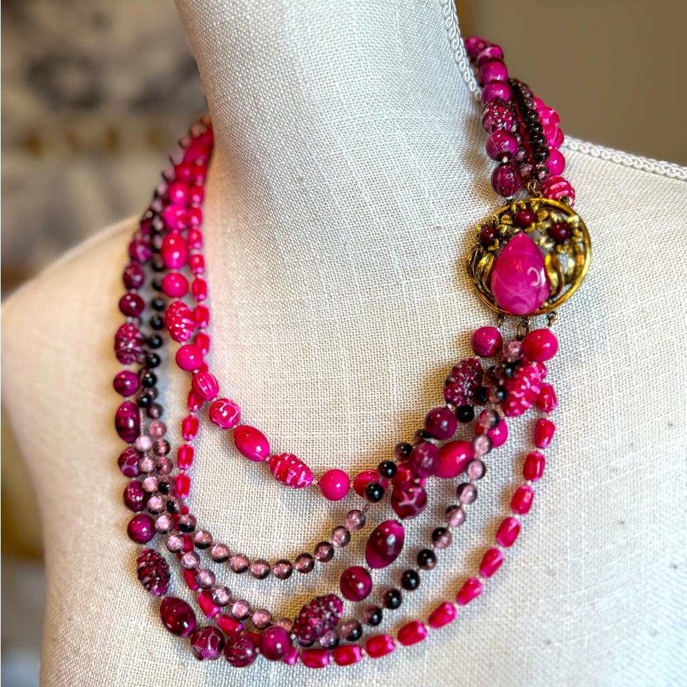 VINTAGE SELINI Shades of Pink Multi-Strand Torsade Necklace